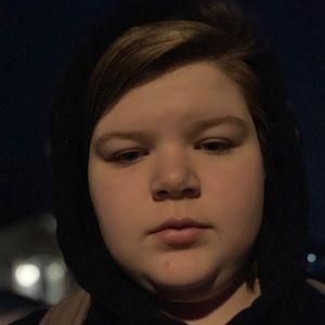 Meet your Posher, Tia